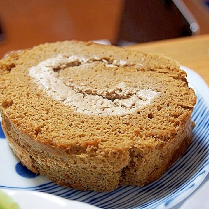 ほうじ茶ロールケーキ